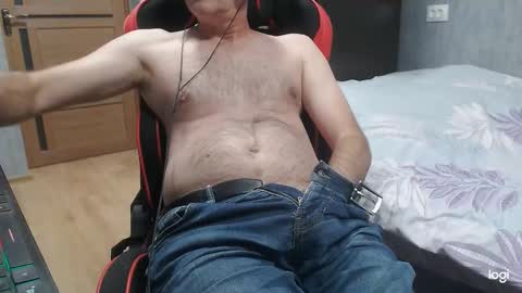 Snapshot of maximus3334 chatting on 09.14.25 maximus3334 online show from 09.14.25