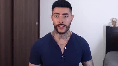 Snapshot of maximus_golden chatting on 12.17.24 Independent Model online show from 12.17.24