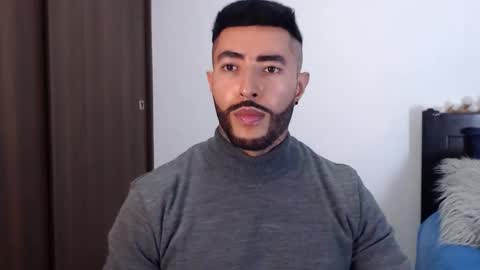 Snapshot of maximus_golden chatting on 01.01.25 Independent Model online show from 01.01.25