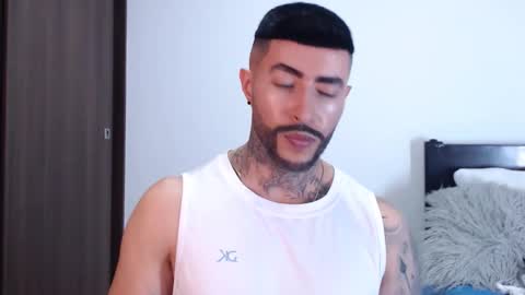 Snapshot of maximus_golden chatting on 01.24.25 Independent Model online show from 01.24.25