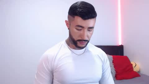 Snapshot of maximus_golden chatting on 11.09.25 Independent Model online show from 11.09.25