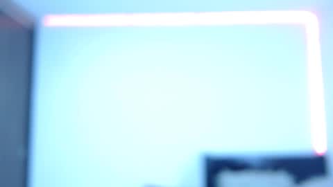 Independent Model online show from 12.17.25