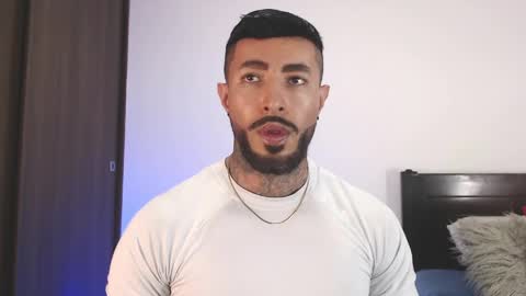 Independent Model online show from 04.09.26