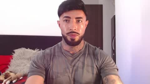 Snapshot of maximus_golden chatting on 06.25.26 Independent Model online show from 06.25.26