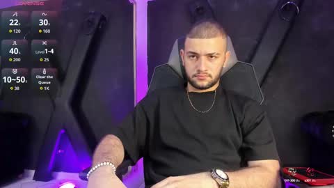 Snapshot of maximusdick1_ chatting on 10.02.25 Maximus online show from 10.02.25