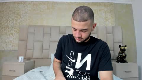 Snapshot of maximusdick1_ chatting on 10.12.25 Maximus online show from 10.12.25