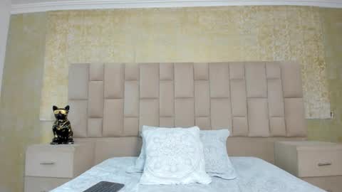 Snapshot of maximusdick1_ chatting on 10.17.25 Maximus online show from 10.17.25