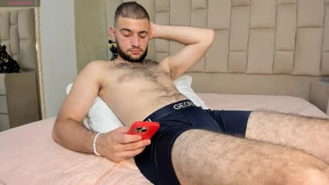 Snapshot of maximusdick1_ chatting on 11.22.25 Maximus online show from 11.22.25