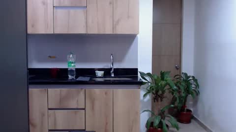 Snapshot of maximussantorini chatting on 02.06.26 maximus online show from 02.06.26