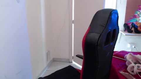 maxinesex_ online show from 11.18.25