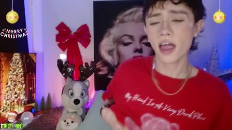 Snapshot of maxiy_001 chatting on 12.03.24 Max online show from 12.03.24