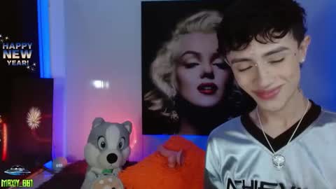 Snapshot of maxiy_001 chatting on 01.02.25 Max online show from 01.02.25