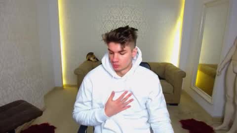 MaxKaiden online show from 01.16.26