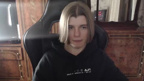 Max online show from 12.12.24