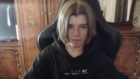 Max online show from 12.12.24