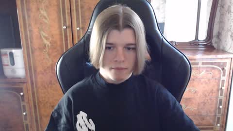 Max online show from 12.21.24