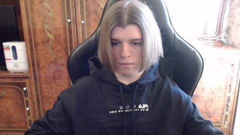 Max online show from 01.21.25