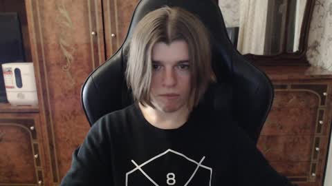 Max online show from 01.27.25