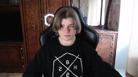 Max online show from 12.15.25