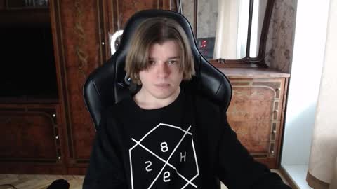 Max online show from 12.16.25