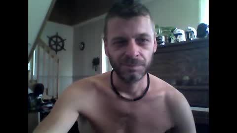 MaxTheWolf online show from 09.18.25