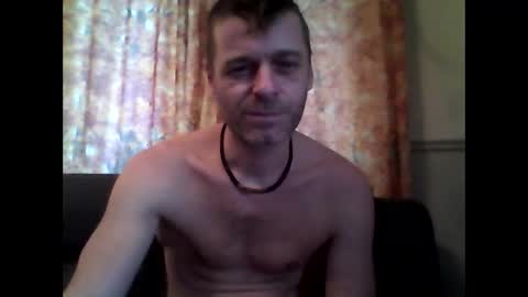 MaxTheWolf online show from 11.24.25