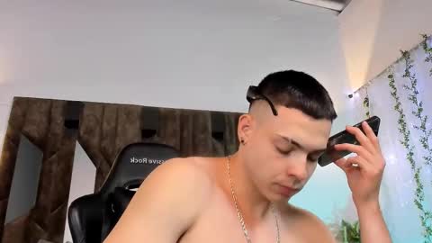 MAX online show from 02.15.25