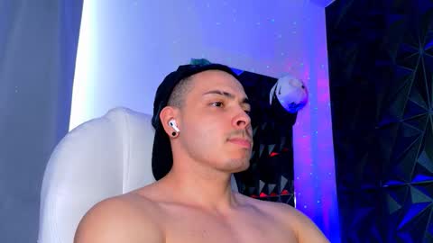 MAX online show from 01.14.26