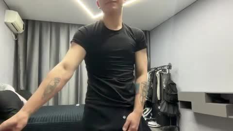 Max online show from 04.18.26