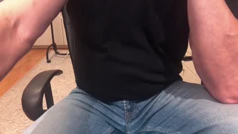 Max online show from 10.22.25