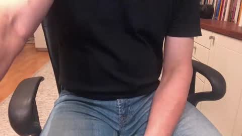 Max online show from 10.23.25