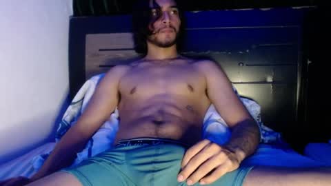 Snapshot of maxximus_10 chatting on 12.23.24 maxximus_10 online show from 12.23.24