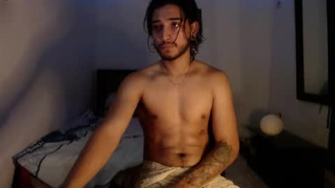 Snapshot of maxximus_10 chatting on 01.29.25 maxximus_10 online show from 01.29.25