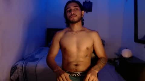 Snapshot of maxximus_10 chatting on 01.30.25 maxximus_10 online show from 01.30.25