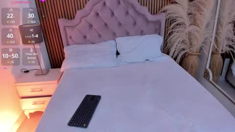 Maxine Minx online show from 02.27.26