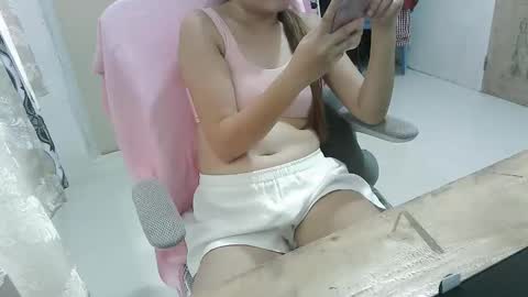 may online show from 10.04.25