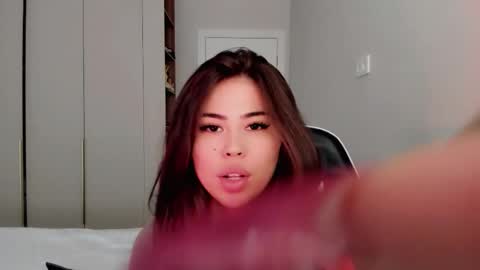 Snapshot of may_mia chatting on 02.23.26 Mia online show from 02.23.26