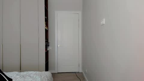 Snapshot of may_mia chatting on 03.02.26 Mia online show from 03.02.26