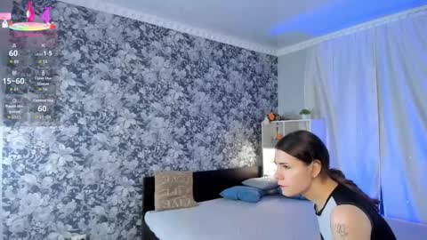 Snapshot of may_want chatting on 09.13.25 Leila online show from 09.13.25