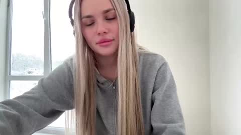 Maya online show from 01.16.26