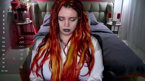 Maya Mils online show from 01.21.25