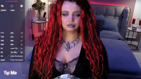 Maya Mils online show from 03.29.26