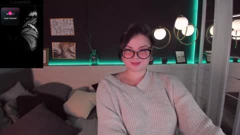 Snapshot of maya_muse chatting on 02.03.25 Woman online show from 02.03.25