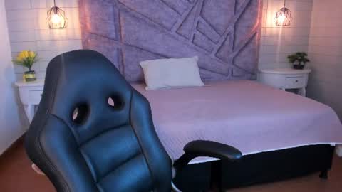 Maya online show from 07.18.26