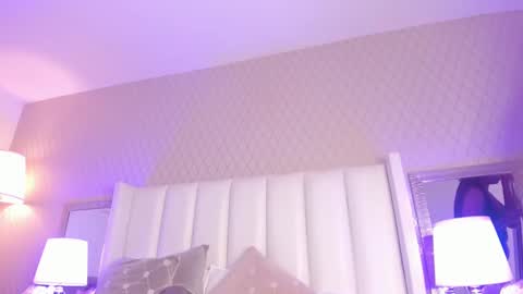 Snapshot of mayacardenas chatting on 02.14.25 Maya online show from 02.14.25