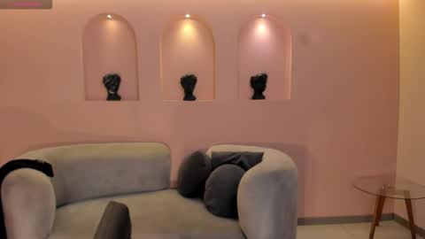 M A Y A    H O F F M A N online show from 12.19.25