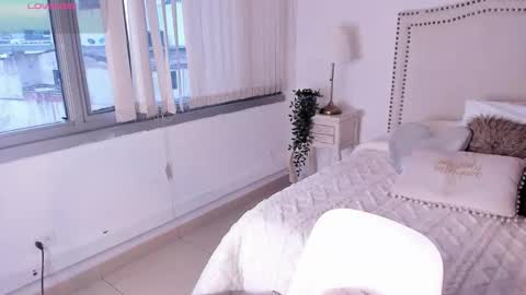 Mayajhons online show from 03.20.26