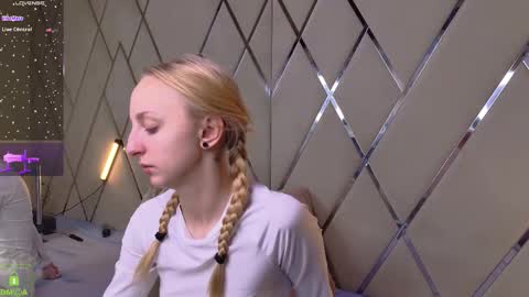 Maya online show from 12.17.25