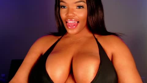 Snapshot of maybabi chatting on 03.12.25 MayBabi online show from 03.12.25