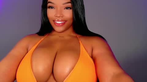 Snapshot of maybabi chatting on 09.10.25 MayBabi online show from 09.10.25